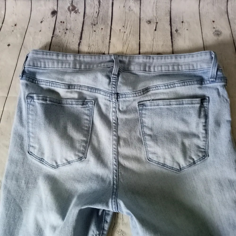 EUC Old Navy ripped Rockstar denim blue jeans - 14P - Picture 6 of 7